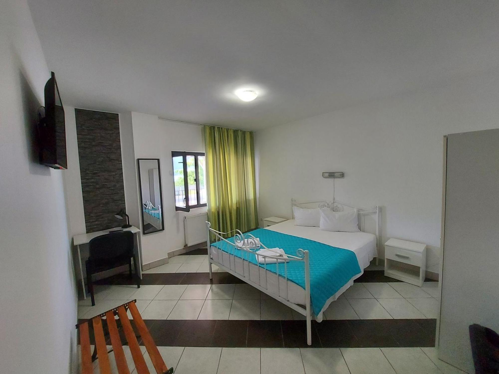 Casa Geppo - Camere De Inchiriat Ieşelniţa Quarto foto